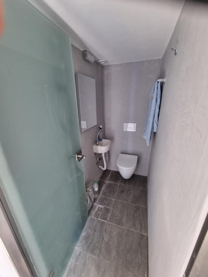 Santorini Pleasure Studios Fira  Zewnętrze zdjęcie
