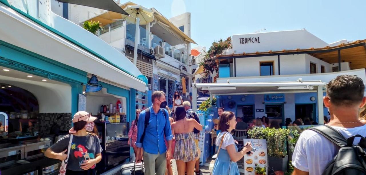 Santorini Pleasure Studios Fira  Zewnętrze zdjęcie