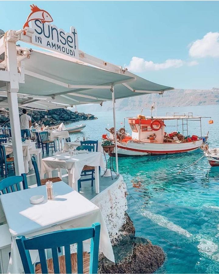 Santorini Pleasure Studios Fira  Zewnętrze zdjęcie