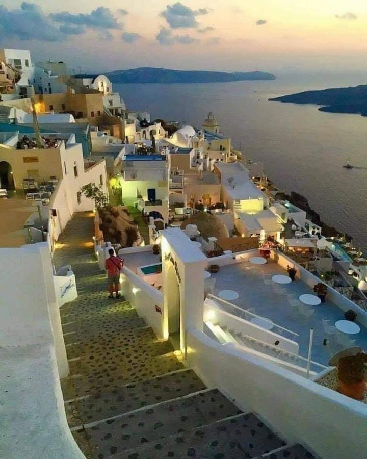 Santorini Pleasure Studios Fira  Zewnętrze zdjęcie